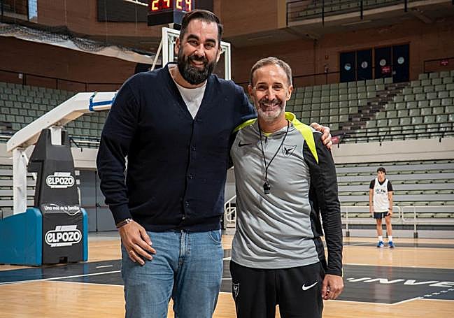 Ramón Díaz y Sito Alonso, ayer en el Palacio de los Deportes.